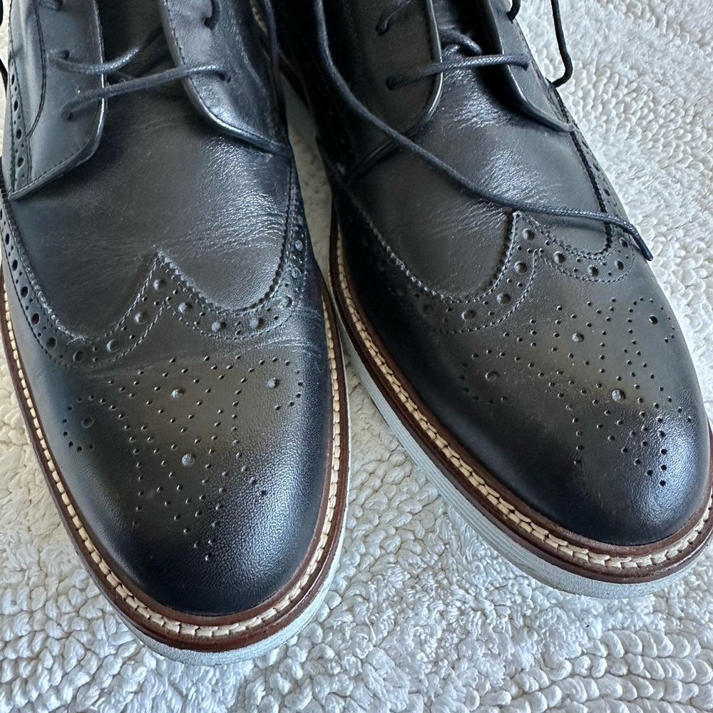 Johnston & Murphy Wingtip Shoes - Picture 3 of 6